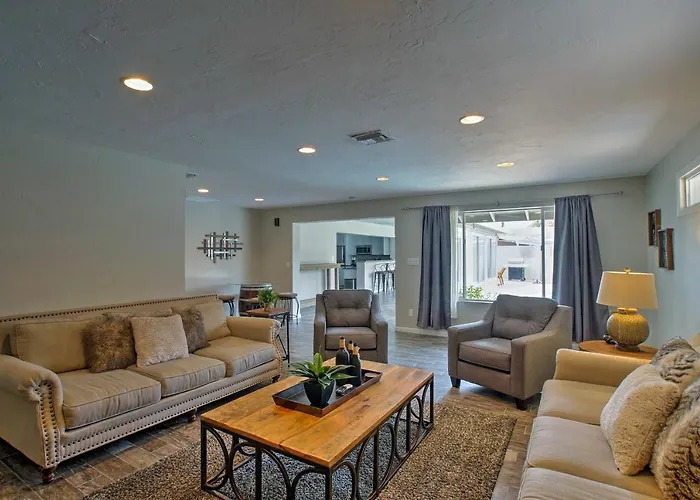 Swim, Putt & Explore! Classic Desert Ranch * Phoenix