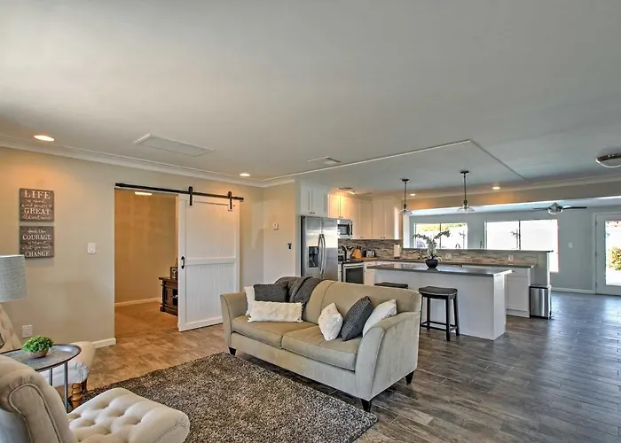 Swim, Putt & Explore! Classic Desert Ranch *