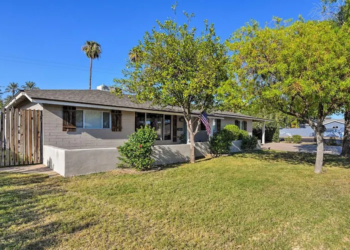 Swim, Putt & Explore! Classic Desert Ranch Phoenix