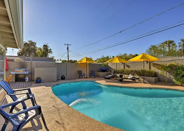 Swim, Putt & Explore! Classic Desert Ranch Dom wakacyjny *